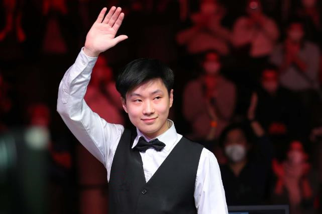 展现出他的 展现出他的