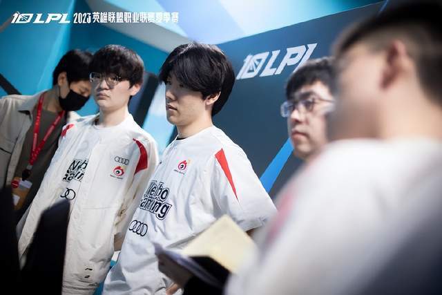 从被低估的 从被低估的